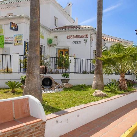 Апартаменты Apt Nerja Chimenea With Ocean View, A/C, & Fiber Экстерьер фото