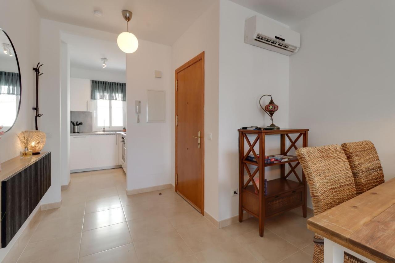 Апартаменты Apt Nerja Chimenea With Ocean View, A/C, & Fiber Экстерьер фото